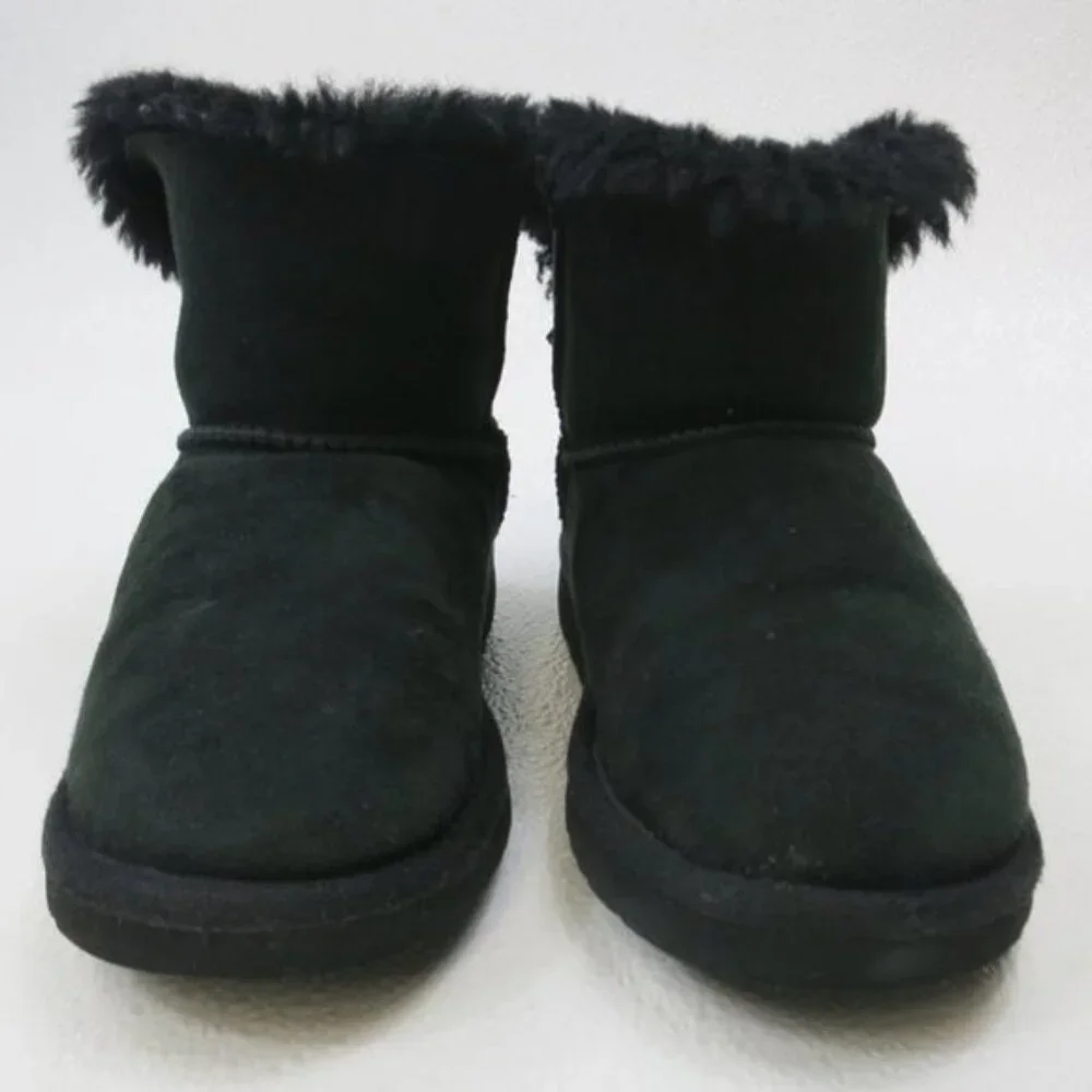 UGG Little Kids' Mini Bailey Bow Insulated Winter Boots Footwear Shoes sz 2